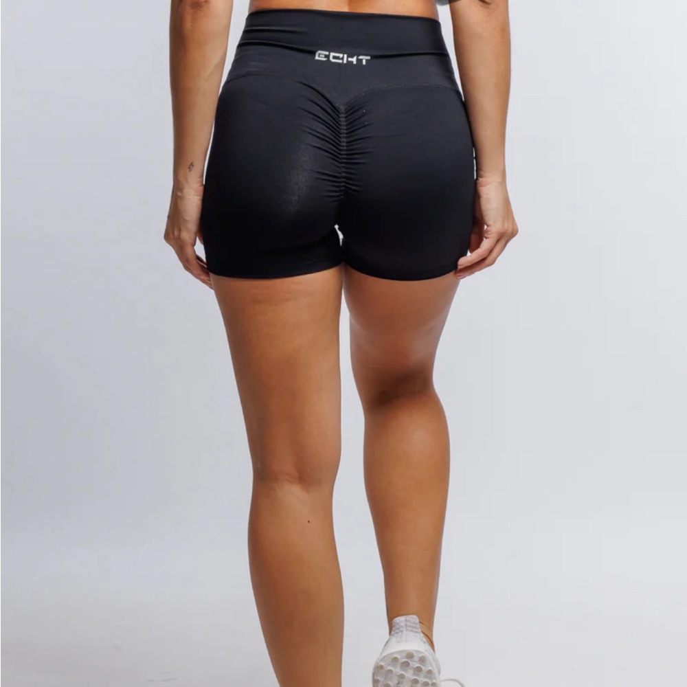 ECHT Avant cheetah print booty scrunch shorts